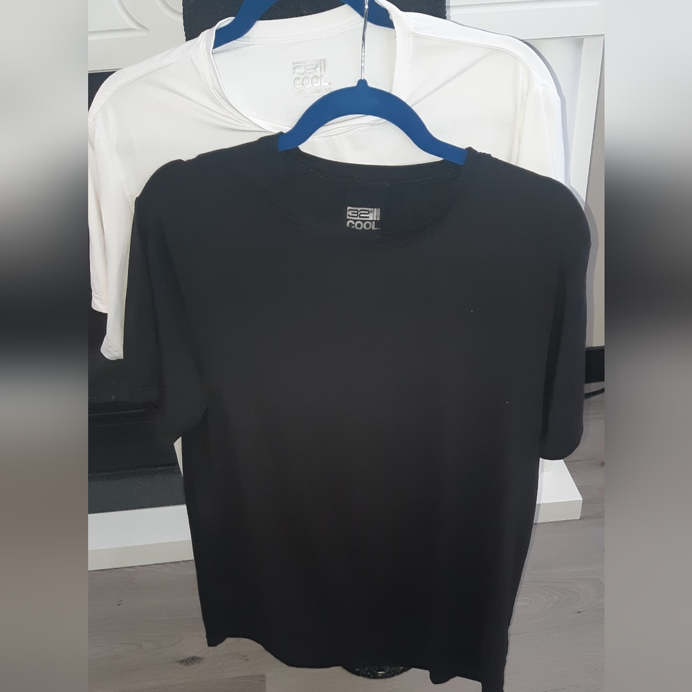 Lot Of 4 Men's Pre-loved Set 32 Degrees Cool White/3black Tee Shirt Short Sleeve